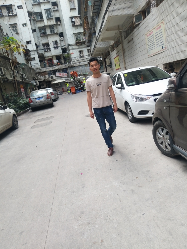 突然的自我的第三张照片--永春征婚网