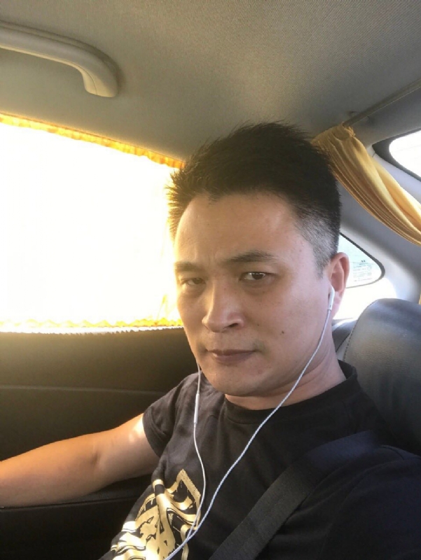 罗的第二张照片--永春征婚网