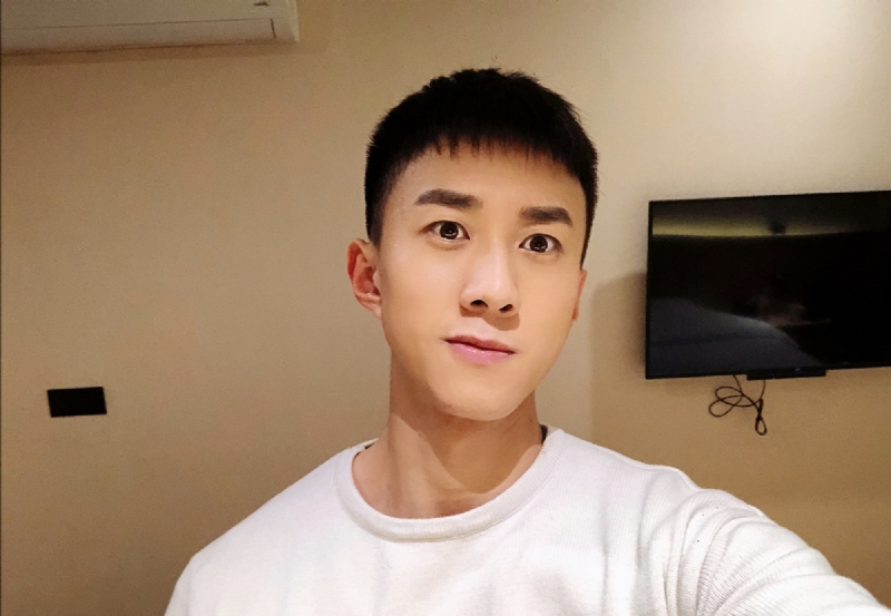 有钱就有钞能力的第一张照片--永春征婚网