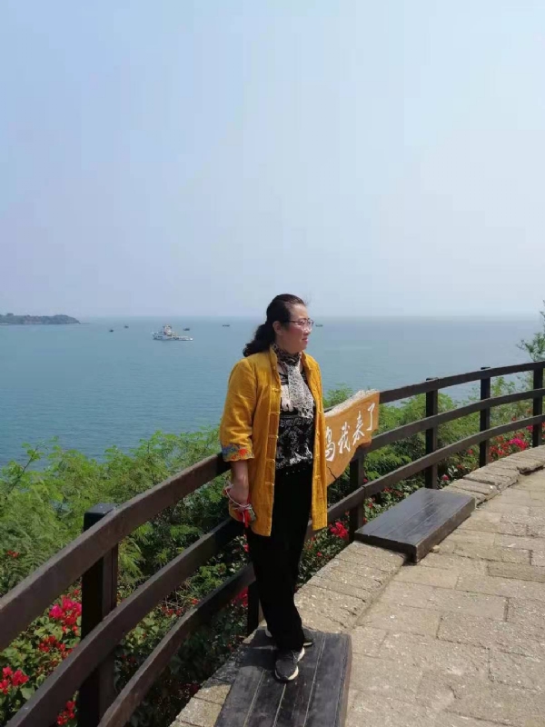 曦若半秋的第一张照片--永春征婚网