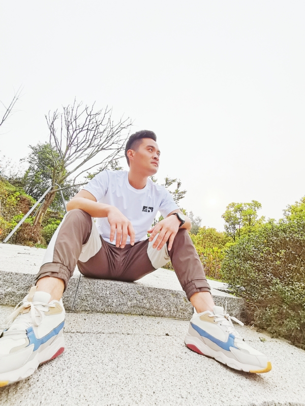 一个人，干净利落的第一张照片--永春征婚网