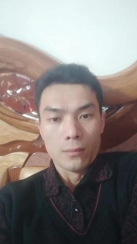 错把真心喂了狗的第四张照片--永春征婚网