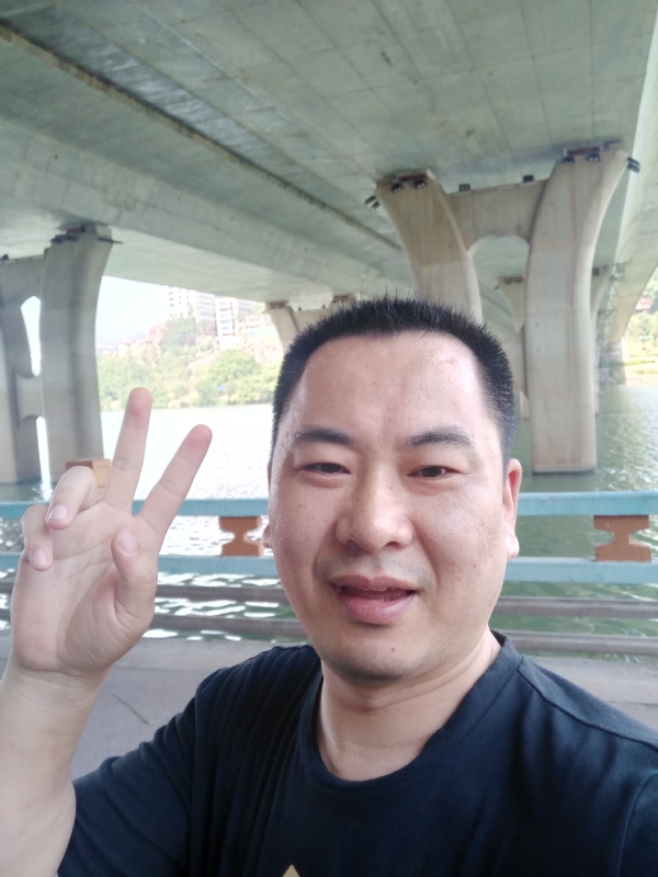 上人的第一张照片--永春征婚网