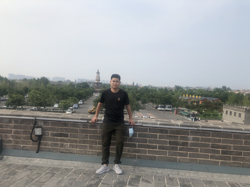 123.向左向右的第一张照片--永春征婚网