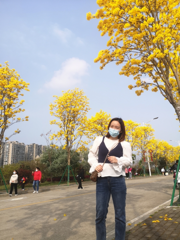 安安的第一张照片--永春征婚网
