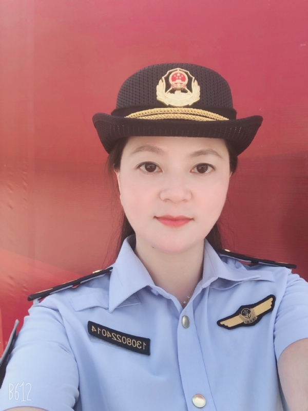 明明的第一张照片--永春征婚网