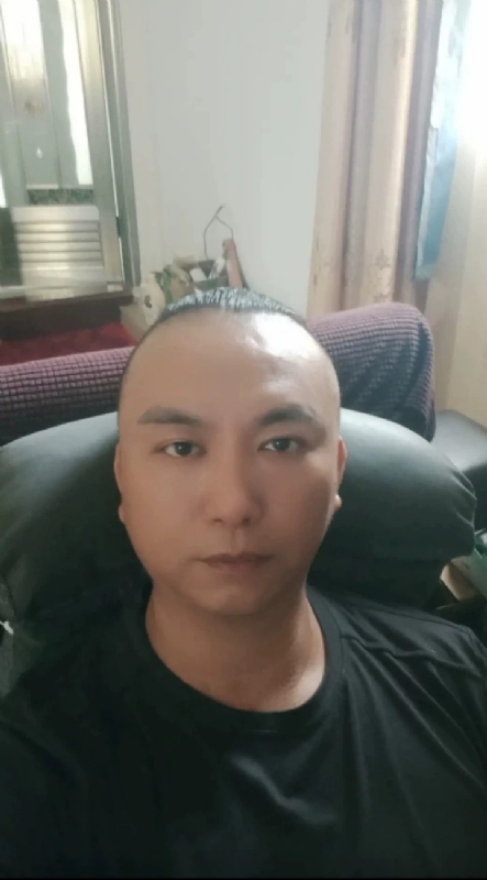 施逸森的第一张照片--永春征婚网