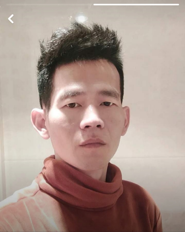 白了少年头的第一张照片--永春征婚网